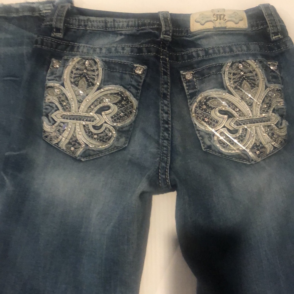 Women’s Miss Me Size 25 Easy Straight Mid Rise